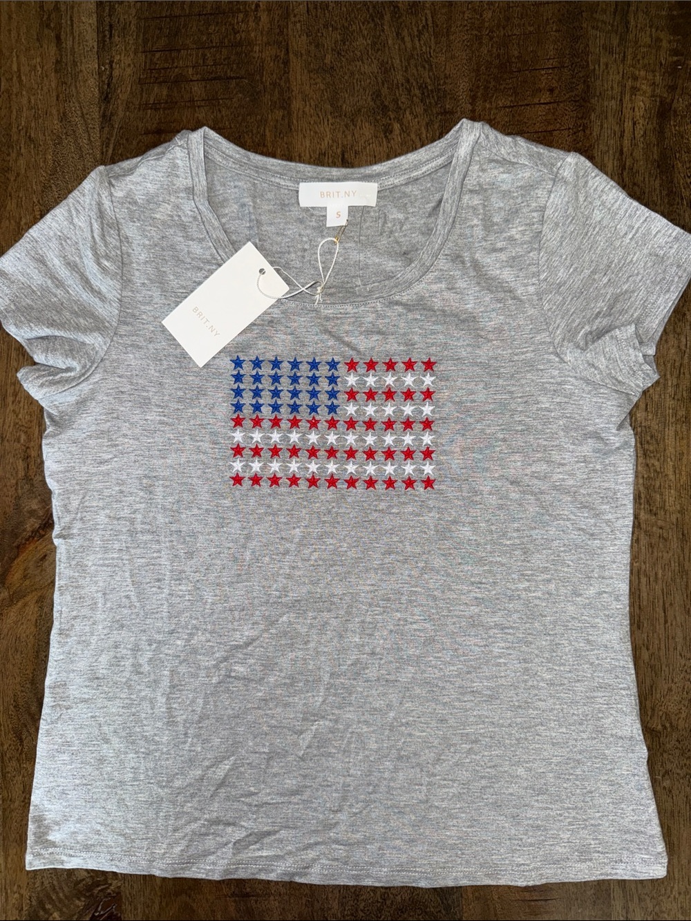 Gray Scoop Neck Tee with Star Flag Graphic - Gray